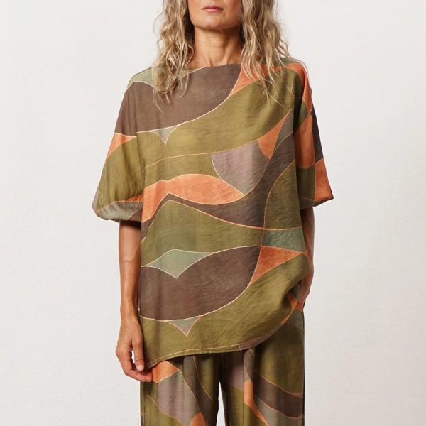 blusa estampada assimétrica c/viscose