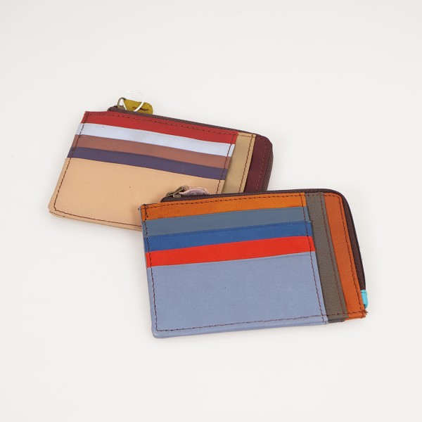 porta moedas e cartões em pele